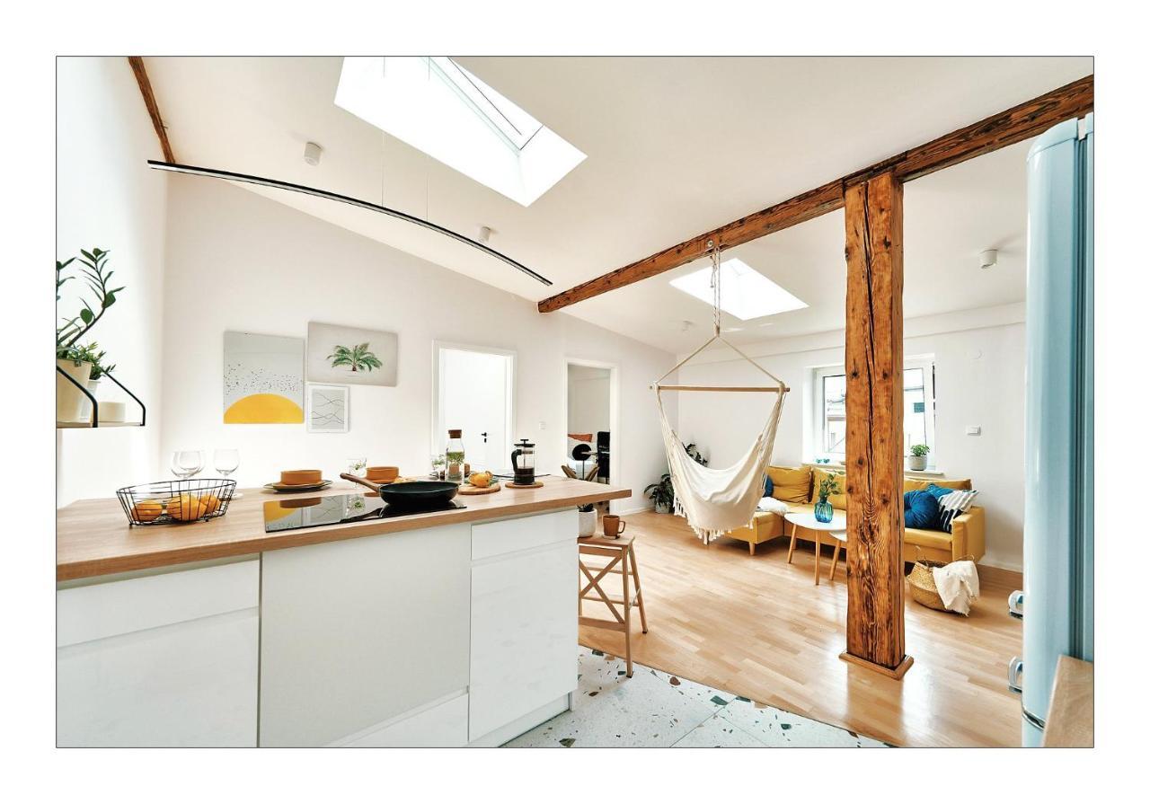 Sunny Apartment At The Heart Of Old Town Cracóvia Exterior foto