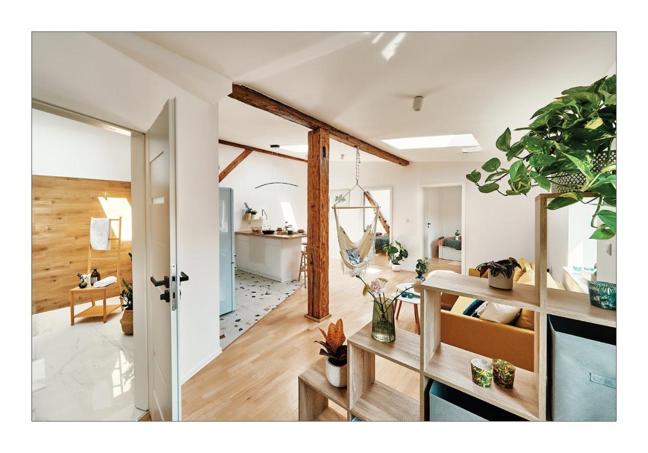 Sunny Apartment At The Heart Of Old Town Cracóvia Exterior foto