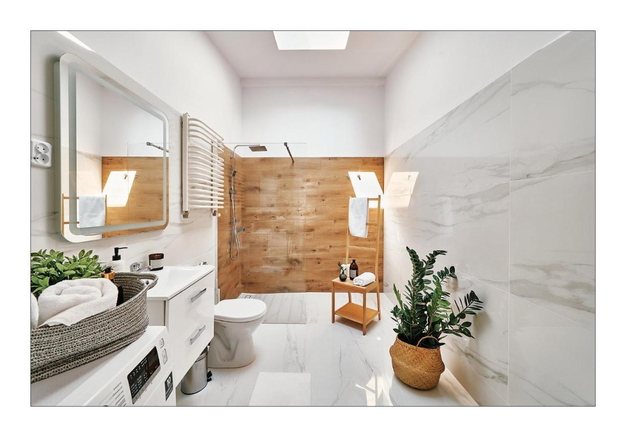 Sunny Apartment At The Heart Of Old Town Cracóvia Exterior foto